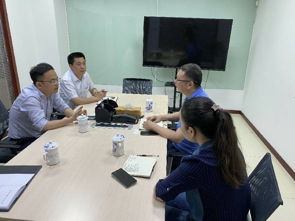 无锡市工信局领导来乐鱼官方站页面登录入口-乐鱼online(中国)科技开展“三联三解”活动